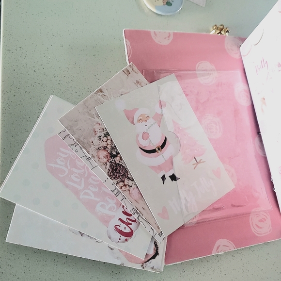 Faux leather Christmas Traveler's Notebook - Picture 14 of 15